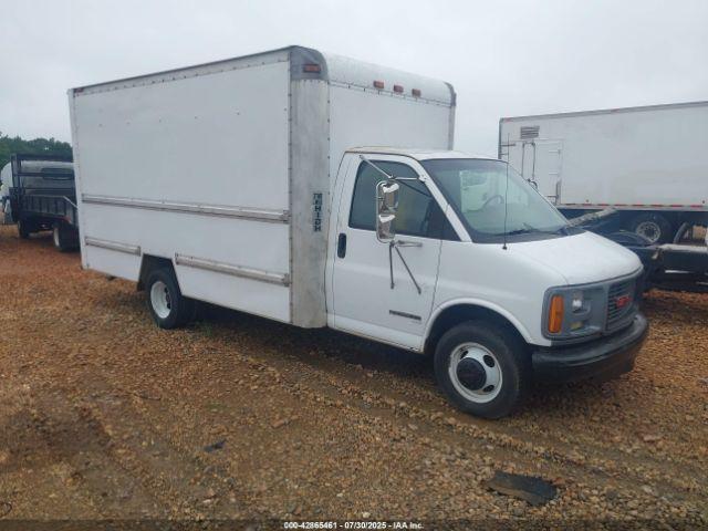  Salvage General Motors Savana Special