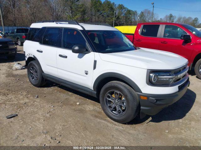  Salvage Ford Bronco