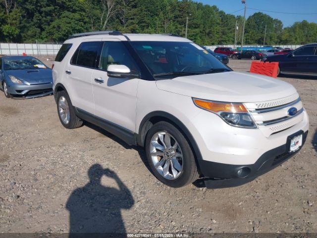  Salvage Ford Explorer