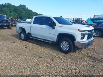  Salvage Chevrolet Silverado 2500