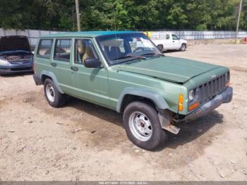  Salvage Jeep Cherokee