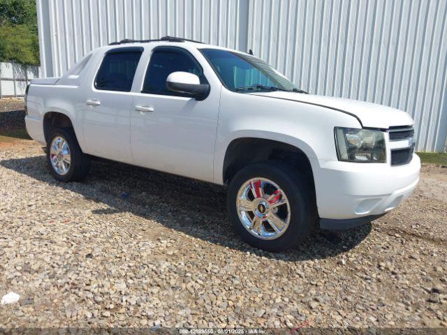  Salvage Chevrolet Avalanche 1500