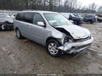  Salvage Kia Sedona