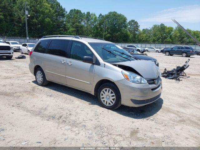 Salvage Toyota Sienna