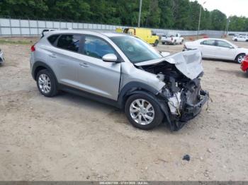  Salvage Hyundai TUCSON