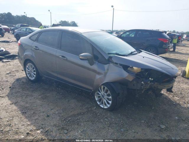  Salvage Ford Fiesta