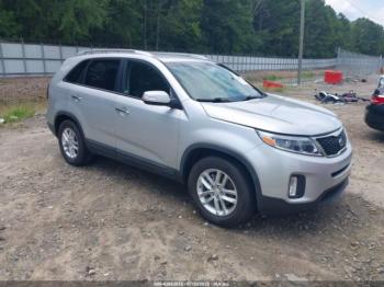  Salvage Kia Sorento