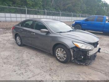  Salvage Nissan Altima