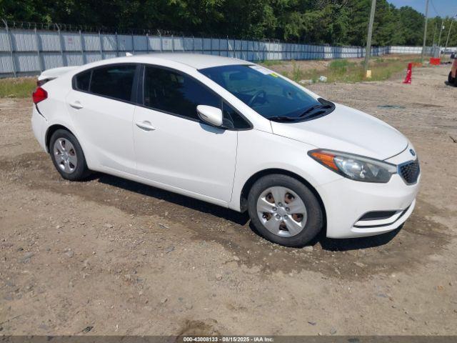  Salvage Kia Forte
