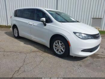  Salvage Chrysler Pacifica