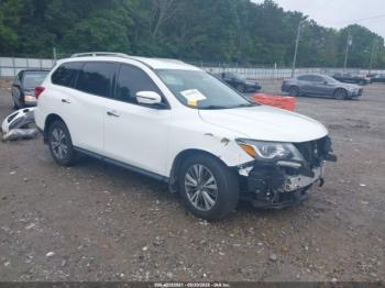  Salvage Nissan Pathfinder