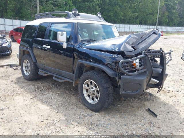  Salvage Toyota FJ Cruiser