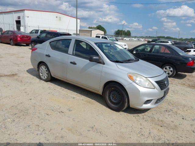  Salvage Nissan Versa