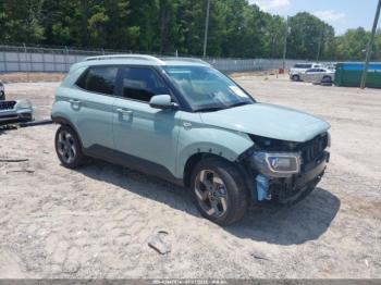  Salvage Hyundai VENUE