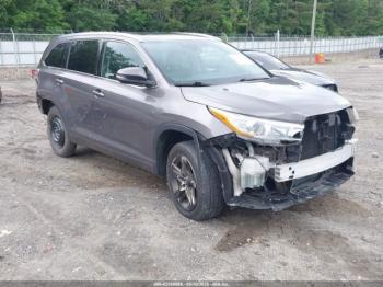  Salvage Toyota Highlander