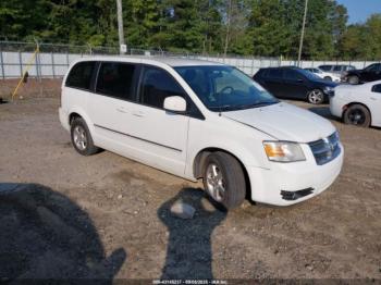  Salvage Dodge Grand Caravan