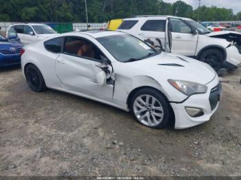  Salvage Hyundai Genesis