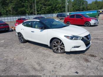  Salvage Nissan Maxima