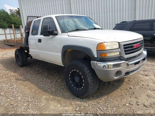  Salvage GMC Sierra 2500
