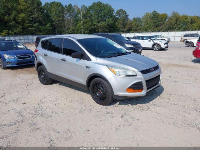  Salvage Ford Escape