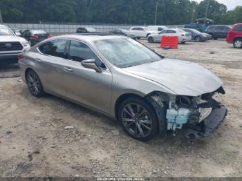  Salvage Lexus Es