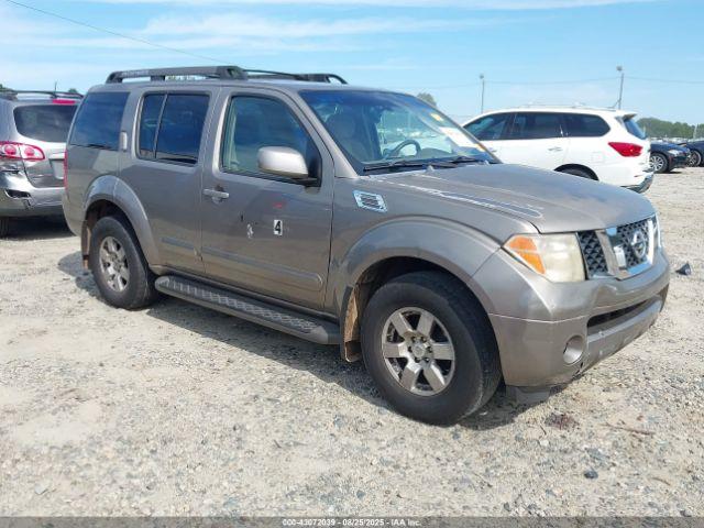  Salvage Nissan Pathfinder