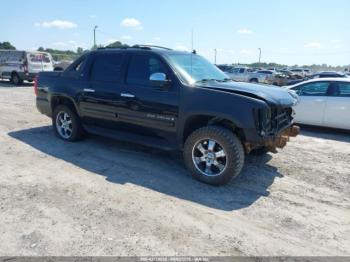  Salvage Chevrolet Avalanche 1500