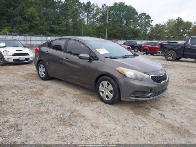  Salvage Kia Forte