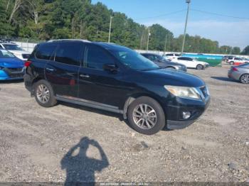  Salvage Nissan Pathfinder