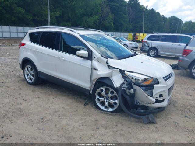  Salvage Ford Escape