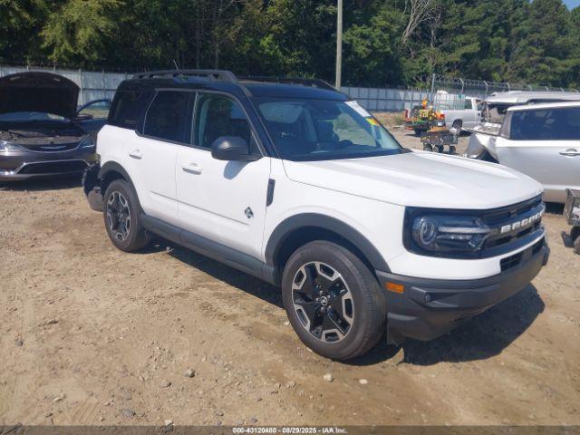  Salvage Ford Bronco
