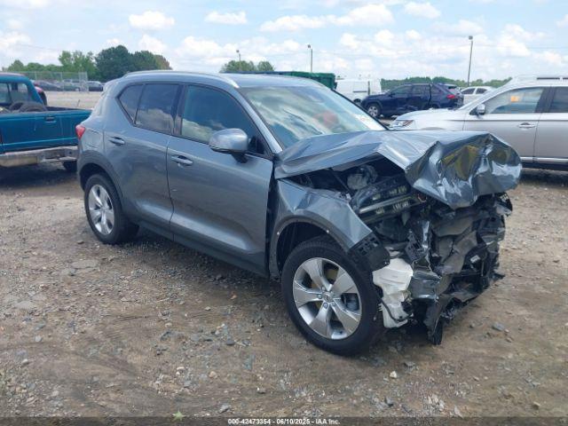  Salvage Volvo XC40