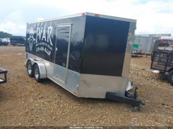  Salvage Diamond Trailers Inc Inclosed Trailer