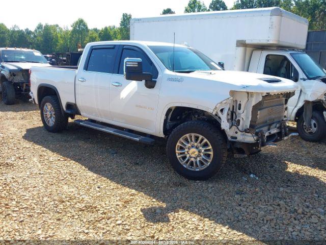 Salvage Chevrolet Silverado 2500