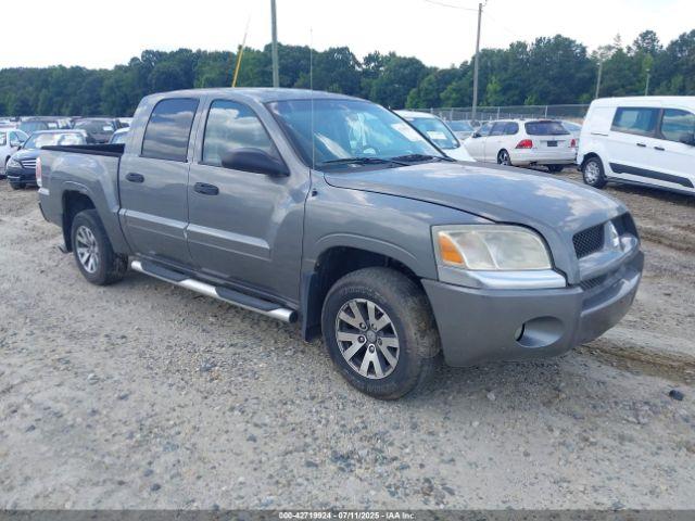  Salvage Mitsubishi Raider