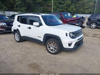  Salvage Jeep Renegade