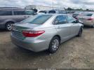 Toyota Camry Le Image 15