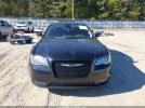 Chrysler 300c Image 17