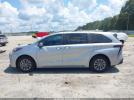 Toyota Sienna Xle Image 7