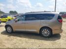 Chrysler Pacifica Touring-l Image 2