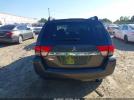 Mitsubishi Endeavor Image 15