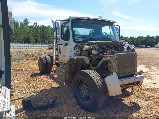  Salvage Freightliner M2
