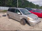 Toyota Sienna Le Image 5