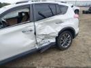 Toyota RAV4 Limited Image 4