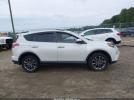 Toyota RAV4 Limited Image 9
