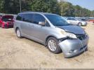 Toyota Sienna Xle V6 8 Passenger Image 1