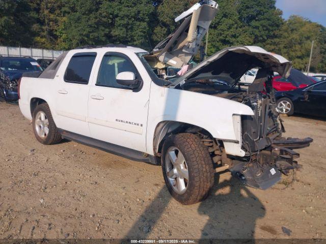  Salvage Chevrolet Avalanche 1500