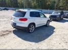 Volkswagen Tiguan R-line Image 4