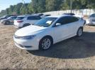 Chrysler 200 Limited Image 4