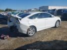 Chrysler 200 Limited Image 3